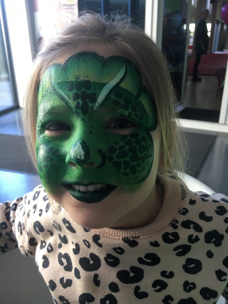 Grime Kindergrime Grimeren dino meisje